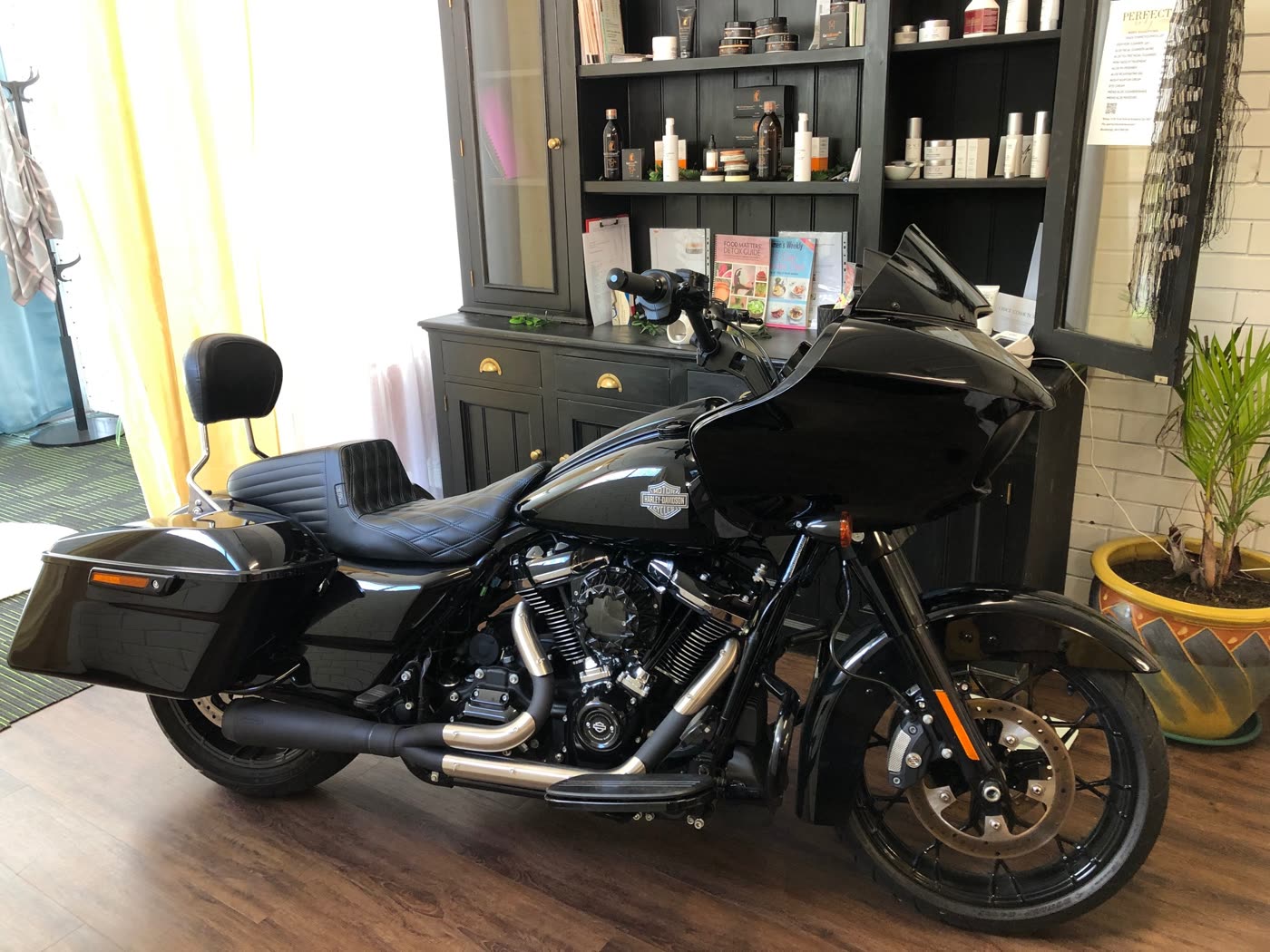 Blacked-out Road Glide